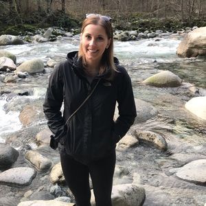 Meet your Posher, Leah